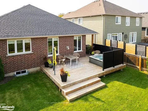 51 Clark Street Collingwood ON L9Y 0H8