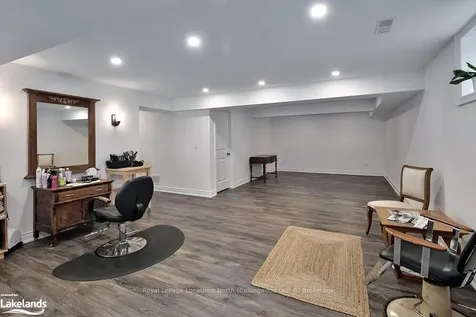 51 Clark Street Collingwood ON L9Y 0H8