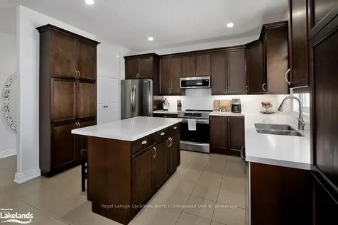 51 Clark Street Collingwood ON L9Y 0H8