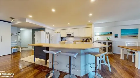 194 River Road E Wasaga Beach ON L9Z 2L6