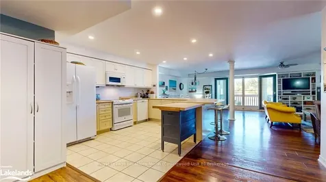 194 River Road E Wasaga Beach ON L9Z 2L6