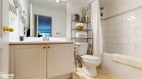 194 River Road E Wasaga Beach ON L9Z 2L6