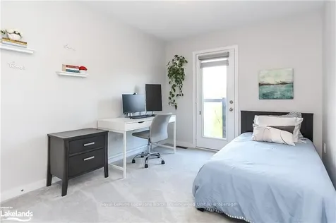 8 Bremont Way Wasaga Beach ON L9Z 2H3