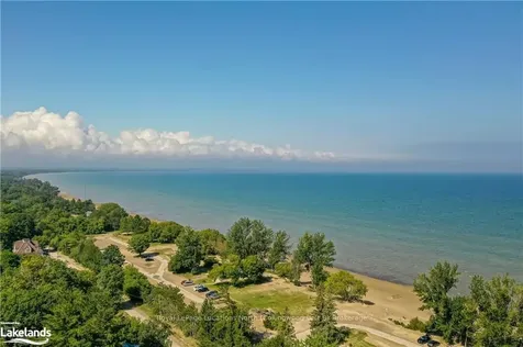 8 Bremont Way Wasaga Beach ON L9Z 2H3