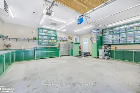 1640 Golf Link Road Midland ON L4R 5K2