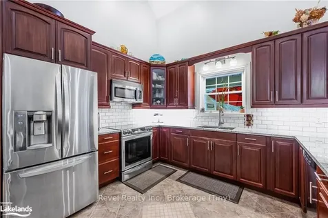 1640 Golf Link Road Midland ON L4R 5K2