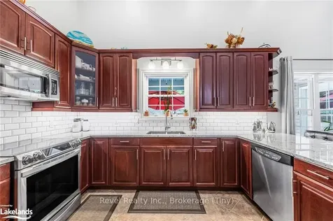 1640 Golf Link Road Midland ON L4R 5K2