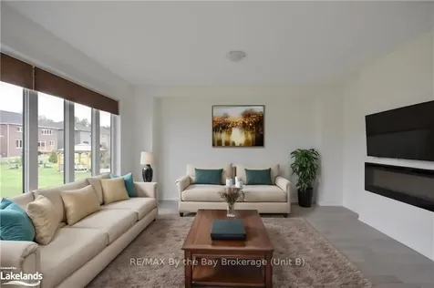 32 Simona Avenue Wasaga Beach ON L9Z 0L4