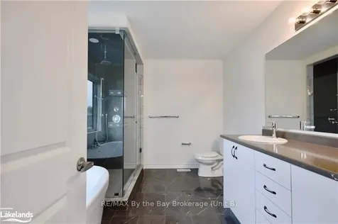 32 Simona Avenue Wasaga Beach ON L9Z 0L4