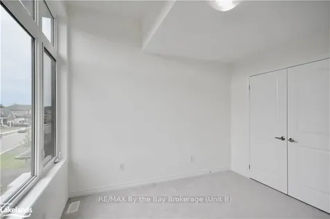 32 Simona Avenue Wasaga Beach ON L9Z 0L4