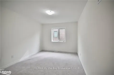 32 Simona Avenue Wasaga Beach ON L9Z 0L4