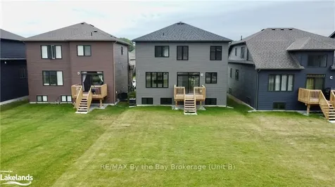 32 Simona Avenue Wasaga Beach ON L9Z 0L4