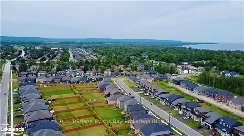 32 Simona Avenue Wasaga Beach ON L9Z 0L4