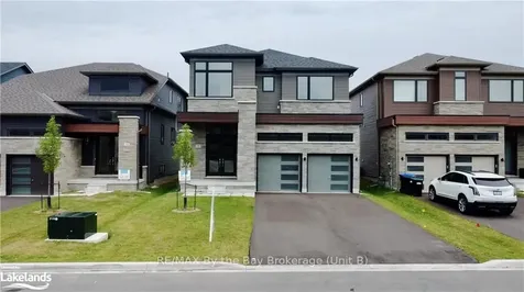 32 Simona Avenue Wasaga Beach ON L9Z 0L4