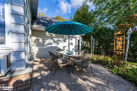 317 Mary Street Orillia ON L3V 3E9
