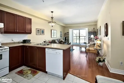 91 Raglan Street Collingwood ON L9Z 0B2