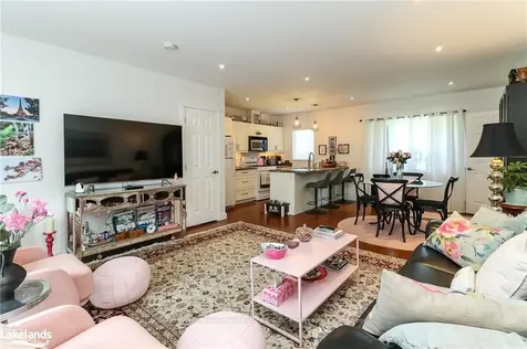 121 Birch Street Collingwood ON L9Y 2V4