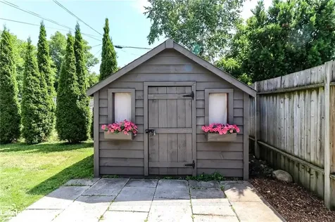 121 Birch Street Collingwood ON L9Y 2V4