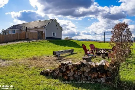 1913 Fairgrounds Road N Clearview ON L0M 1S0