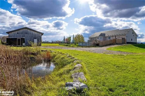 1913 Fairgrounds Road N Clearview ON L0M 1S0