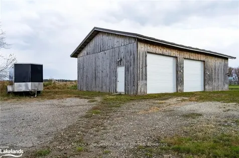 1913 Fairgrounds Road N Clearview ON L0M 1S0