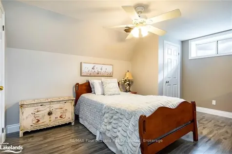 1913 Fairgrounds Road N Clearview ON L0M 1S0