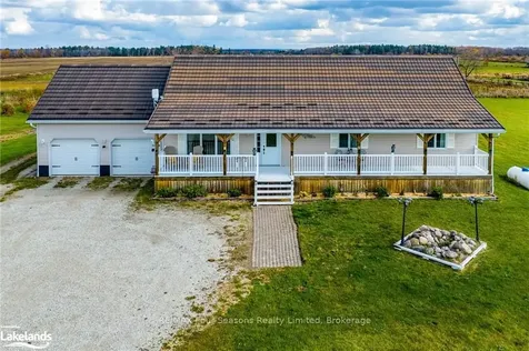 1913 Fairgrounds Road N Clearview ON L0M 1S0