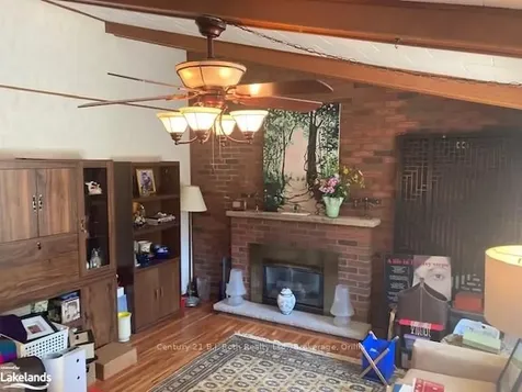 32 Argyle Avenue Orillia ON L3V 2V6
