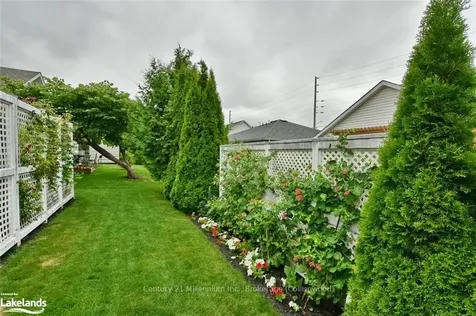 5 Shannon Court Collingwood ON L9Y 5N9
