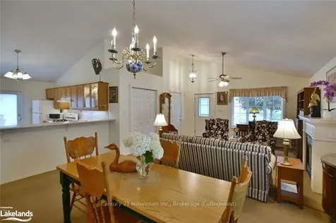 5 Shannon Court Collingwood ON L9Y 5N9
