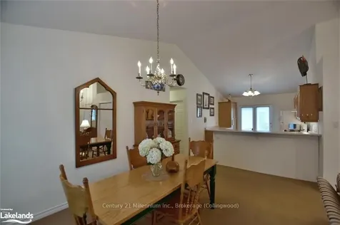 5 Shannon Court Collingwood ON L9Y 5N9