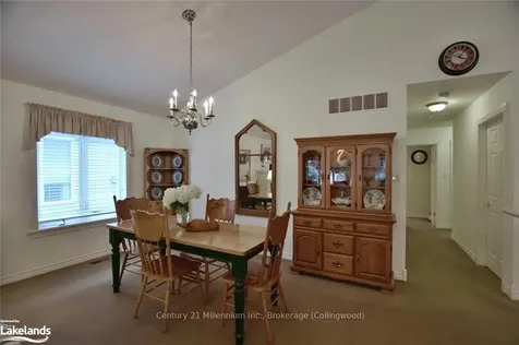 5 Shannon Court Collingwood ON L9Y 5N9