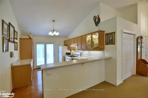 5 Shannon Court Collingwood ON L9Y 5N9