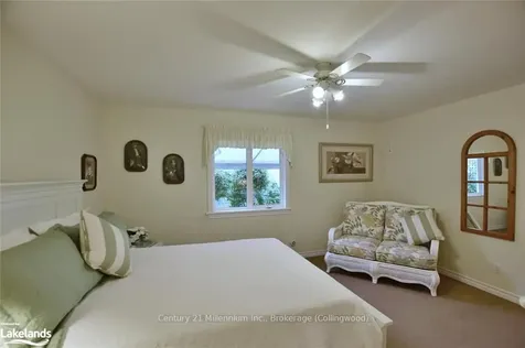 5 Shannon Court Collingwood ON L9Y 5N9