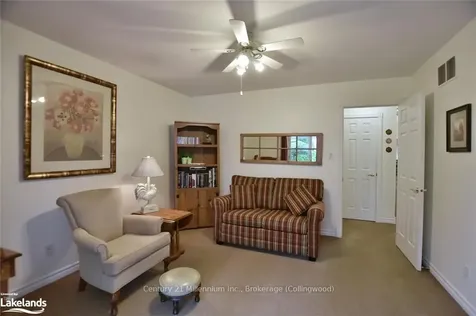 5 Shannon Court Collingwood ON L9Y 5N9
