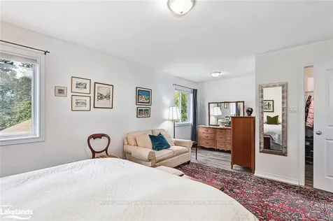 34 Williams Street Collingwood ON L9Y 0B9