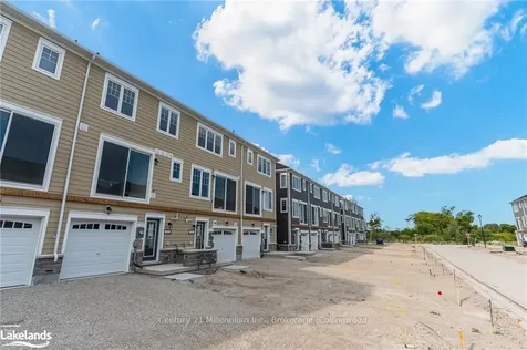 89 Surf Drive Wasaga Beach ON L9Z 0G3