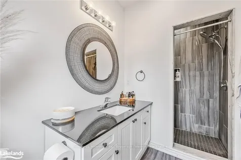 28 Atlantis Drive Orillia ON L3V 8L4