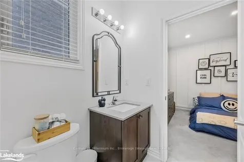 28 Atlantis Drive Orillia ON L3V 8L4