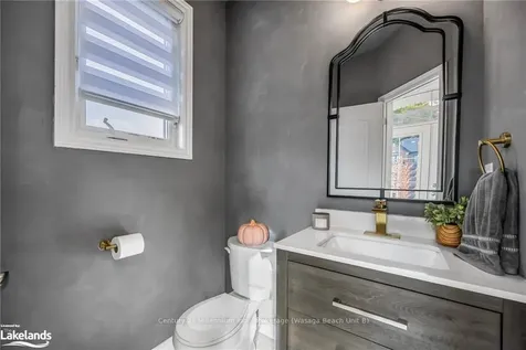 28 Atlantis Drive Orillia ON L3V 8L4