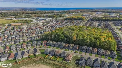28 Atlantis Drive Orillia ON L3V 8L4