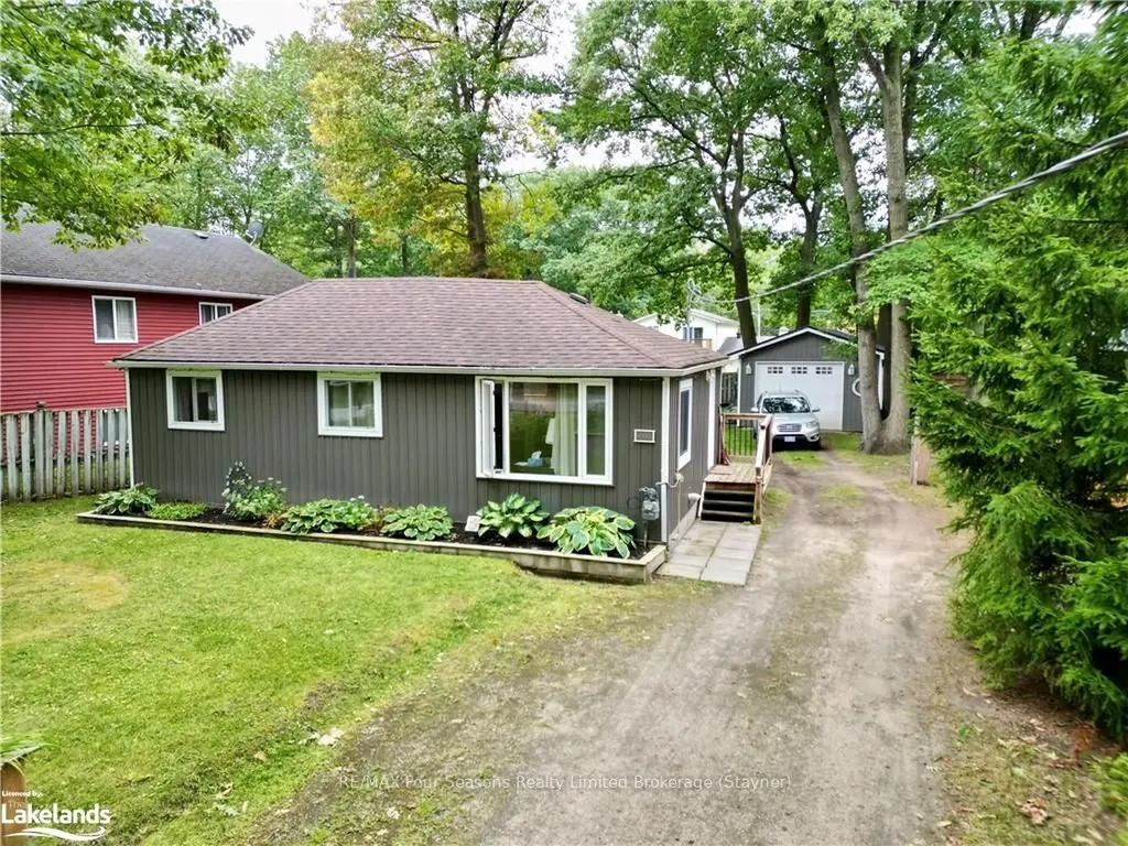 110 Melrose Avenue Wasaga Beach ON L9Z 2T1