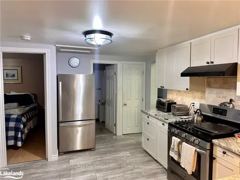 110 Melrose Avenue Wasaga Beach ON L9Z 2T1