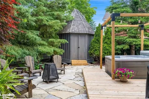 3 Burnside Court Collingwood ON L9Y 4R7