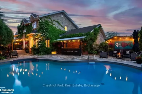 3 Burnside Court Collingwood ON L9Y 4R7