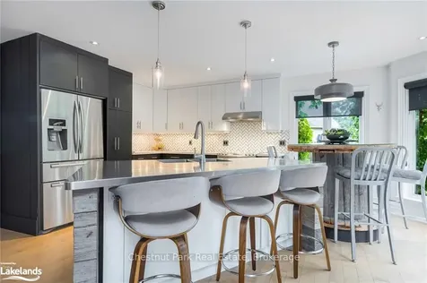 3 Burnside Court Collingwood ON L9Y 4R7