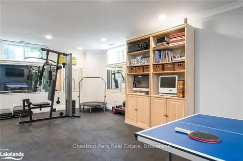 3 Burnside Court Collingwood ON L9Y 4R7