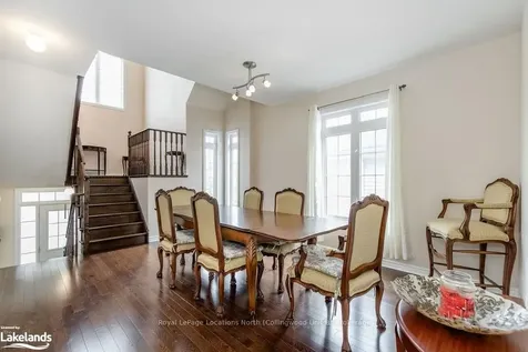33 Grand Poplar Lane Wasaga Beach ON L9Z 0E2