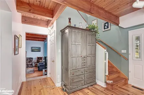33 Silver Creek Drive Collingwood ON L9Y 4W8