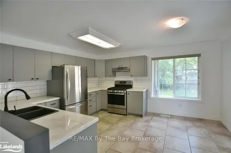 2a Silver Birch Avenue Wasaga Beach ON L9Z 2W5
